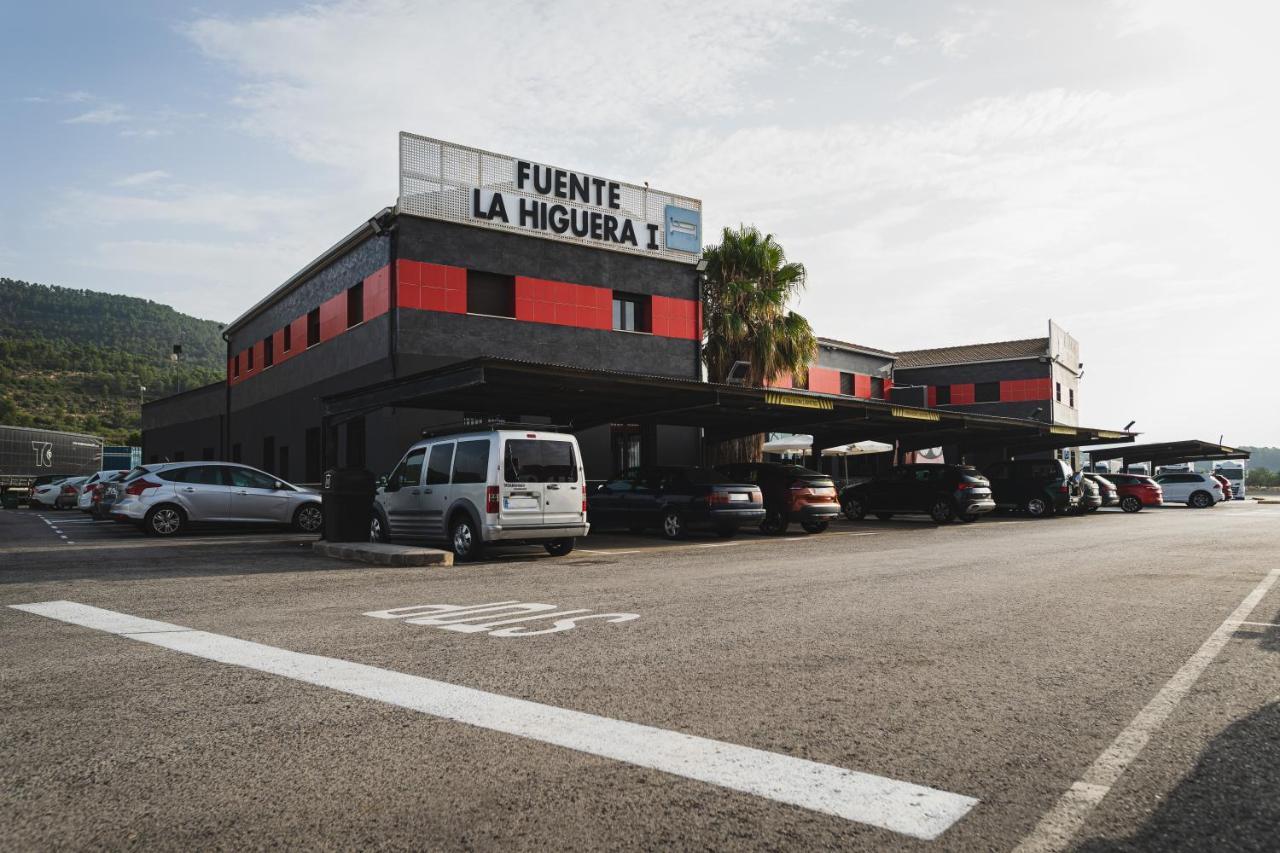 As Hoteles Fuente La Higuera Direccion Albacete La Font de la Figuera Bagian luar foto