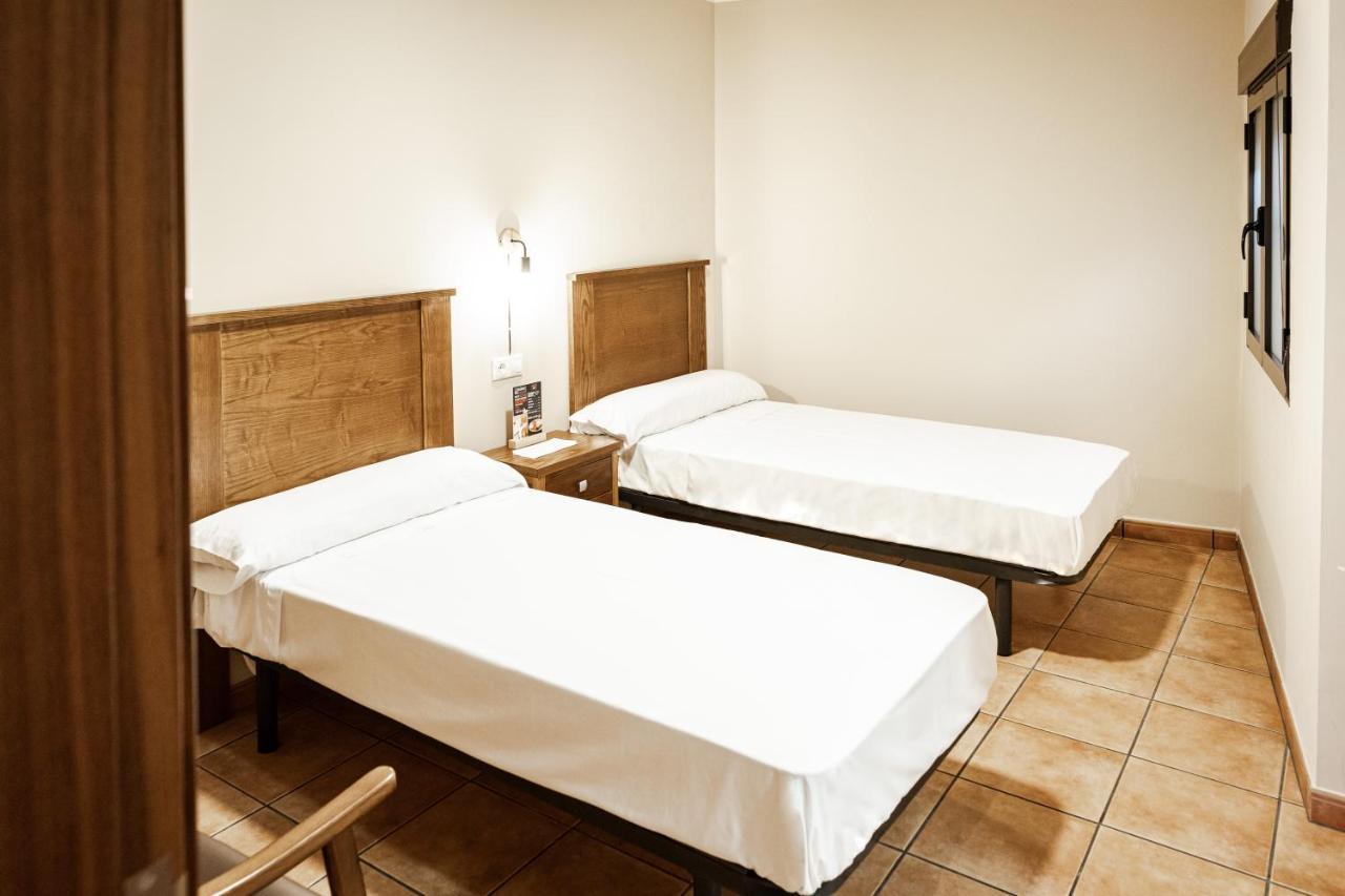 As Hoteles Fuente La Higuera Direccion Albacete La Font de la Figuera Bagian luar foto